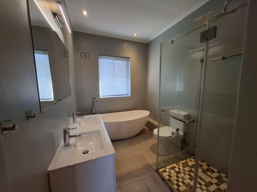 To Let 2 Bedroom Property for Rent in Gardens Western Cape